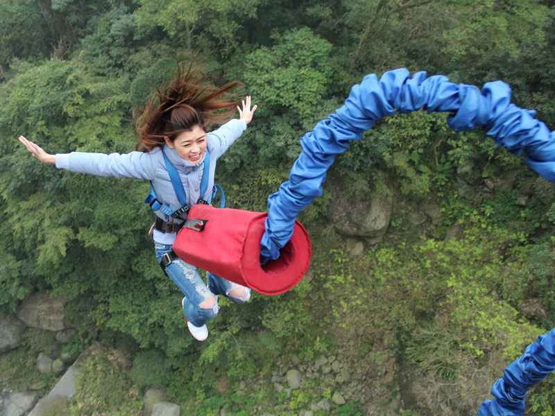Bungee Jumping