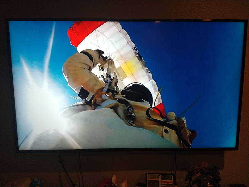 Extreme Sports (watching on Tv)